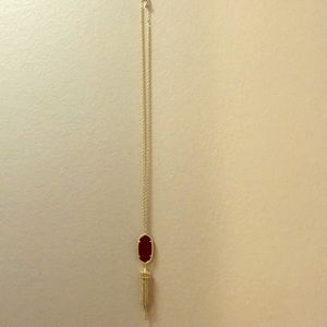 Kendra Scott necklace